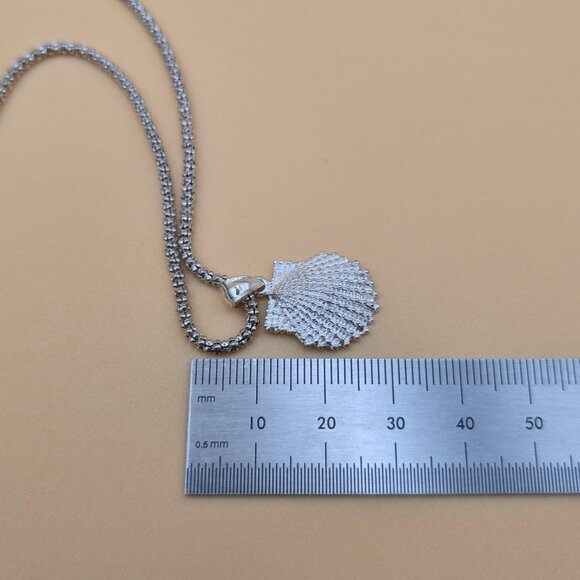 24 Inch Sterling Silver Sea Shell Beach Pendant Necklace A4754 - Picture 6 of 7